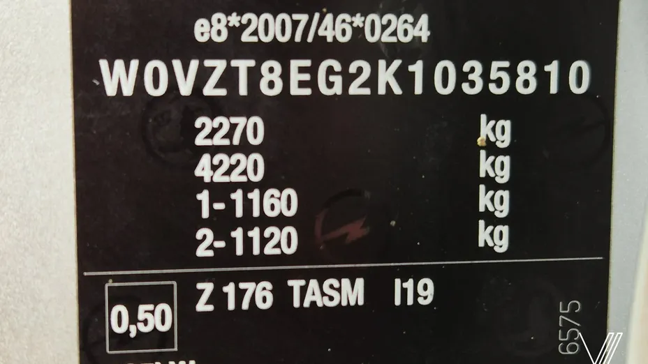 OPEL Insignia -