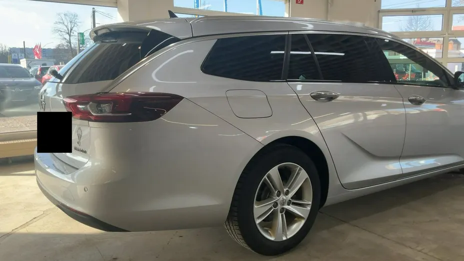 OPEL Insignia -