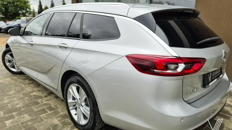 OPEL Insignia -