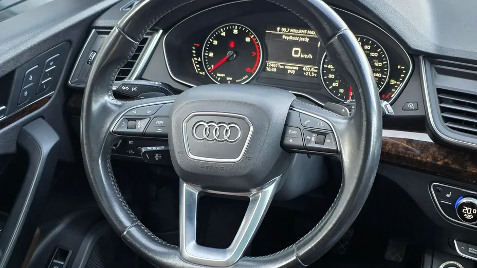 AUDI Q5 -