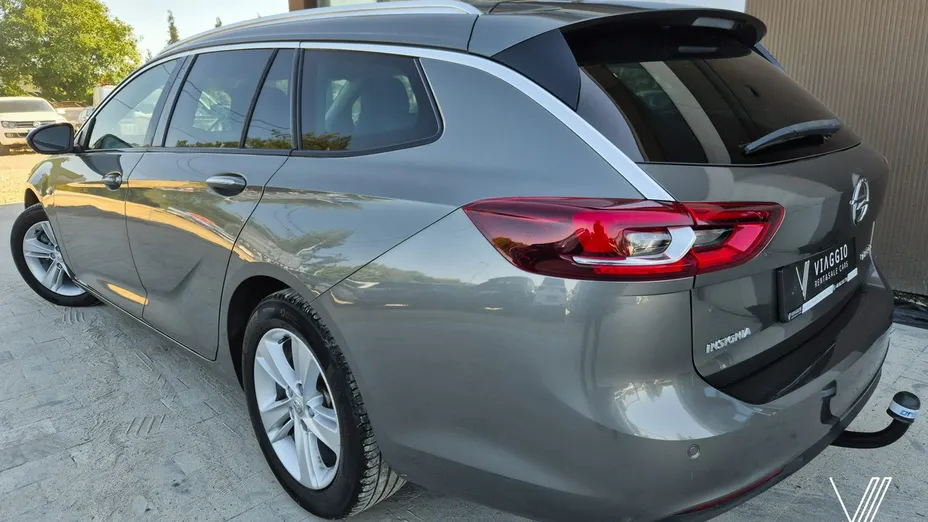 OPEL Insignia -