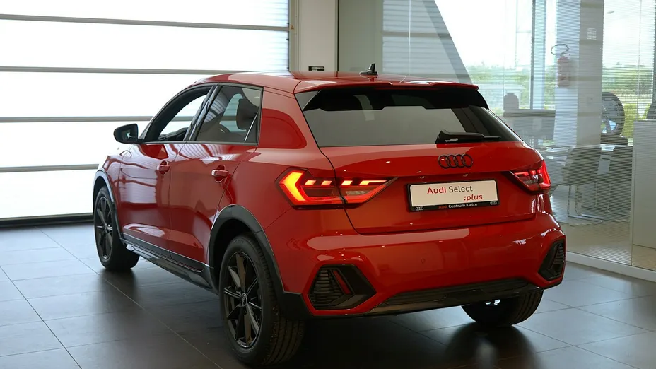 AUDI A1 Allstreet -