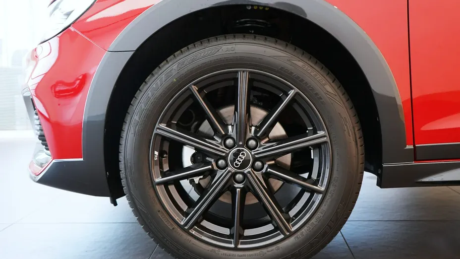 AUDI A1 Allstreet -