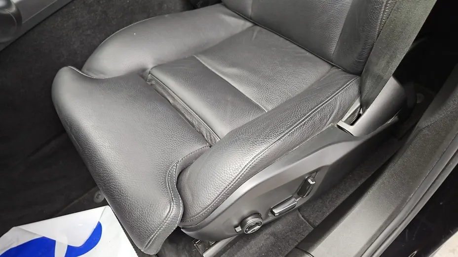 VOLVO XC60 -