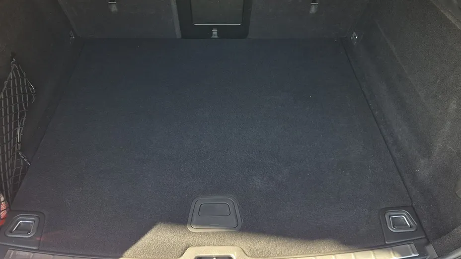 VOLVO XC60 -