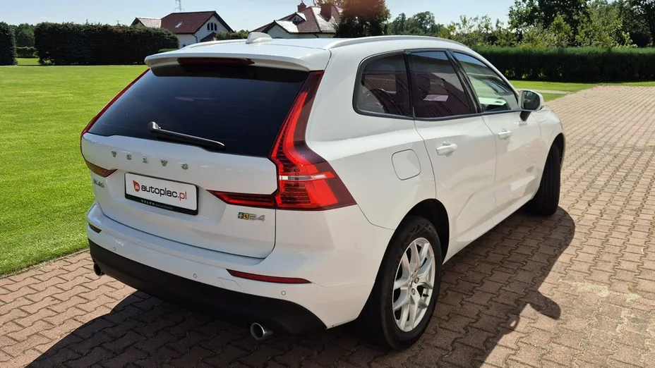 VOLVO XC60 -