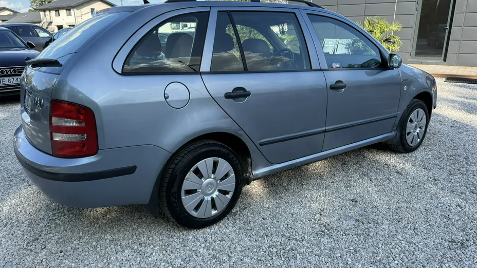 SKODA Fabia -
