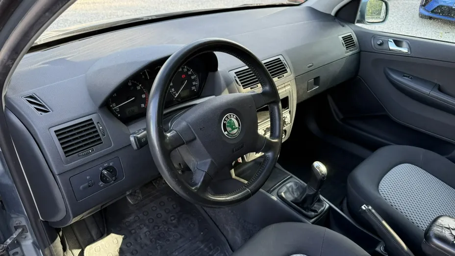 SKODA Fabia -