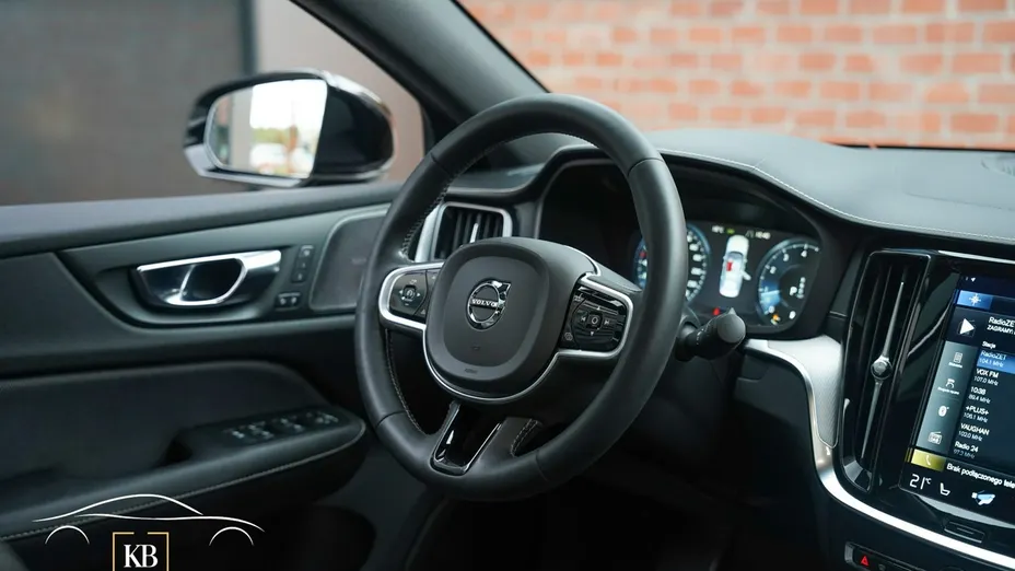 VOLVO S60 -