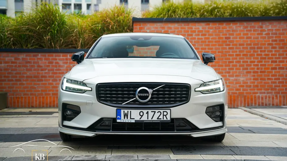 VOLVO S60 -