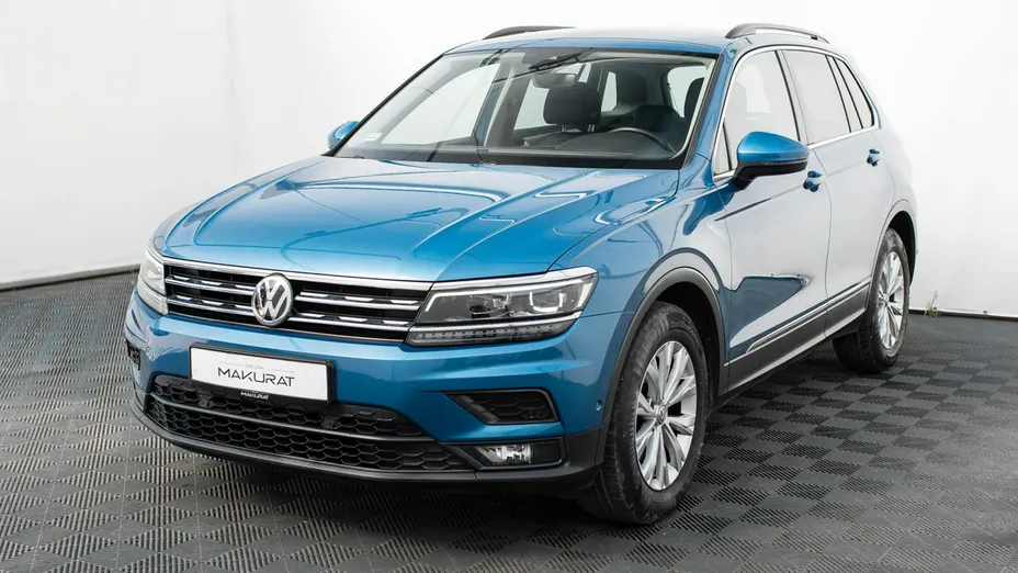 VOLKSWAGEN Tiguan -