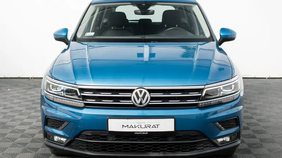 VOLKSWAGEN Tiguan -