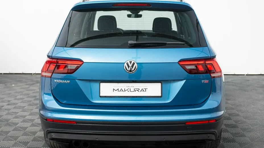 VOLKSWAGEN Tiguan -