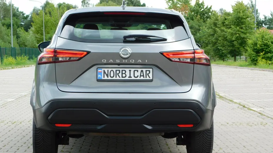 NISSAN Qashqai -