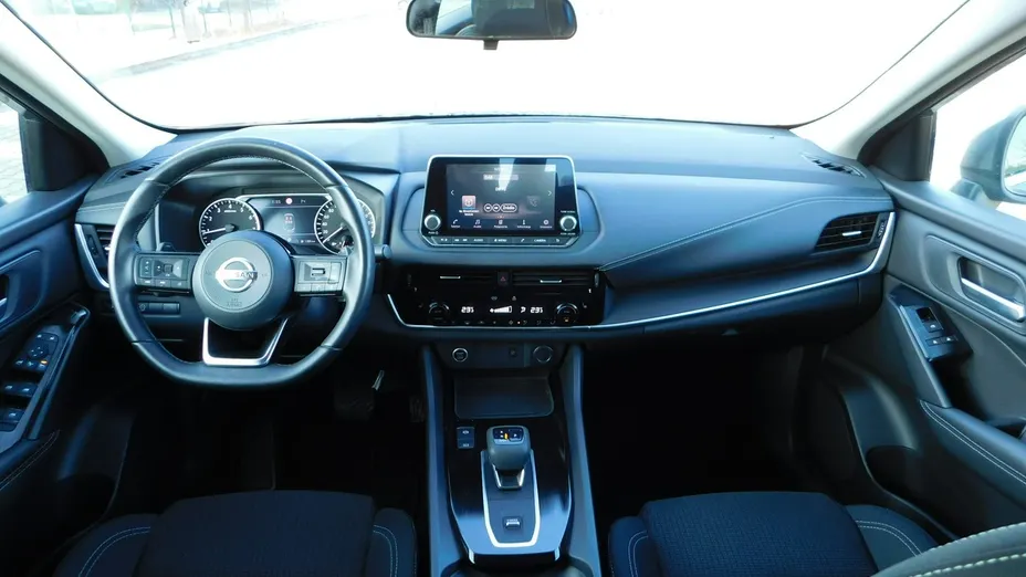 NISSAN Qashqai -