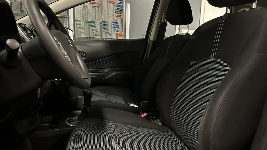 NISSAN Note -