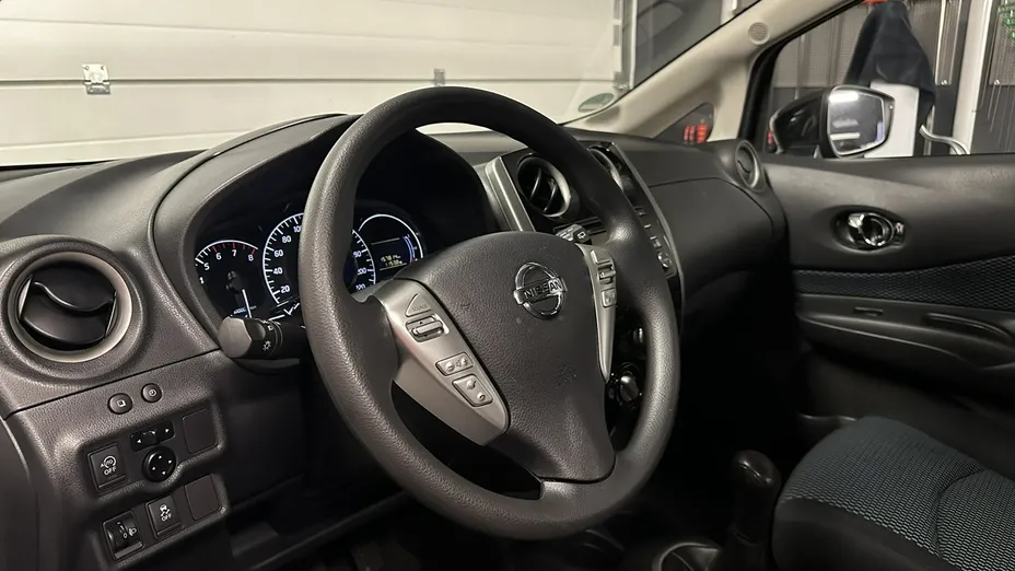 NISSAN Note -