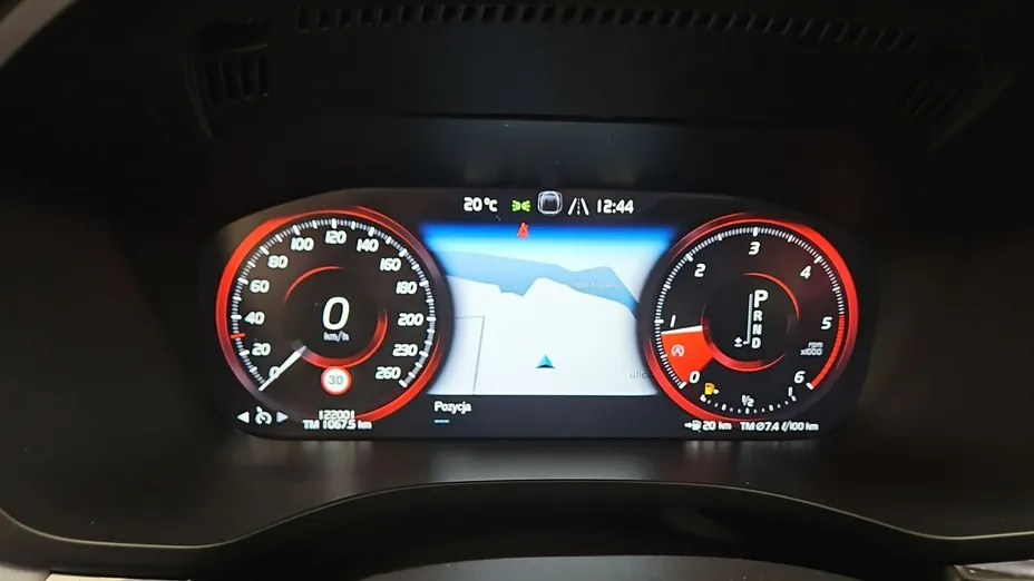 VOLVO XC60 -