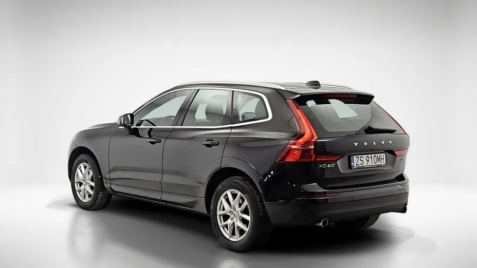VOLVO XC60 -