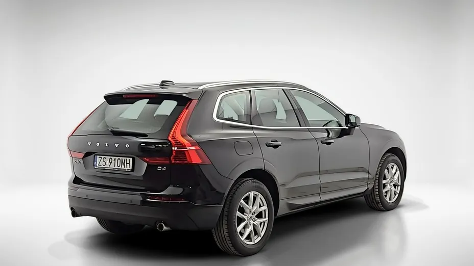 VOLVO XC60 -