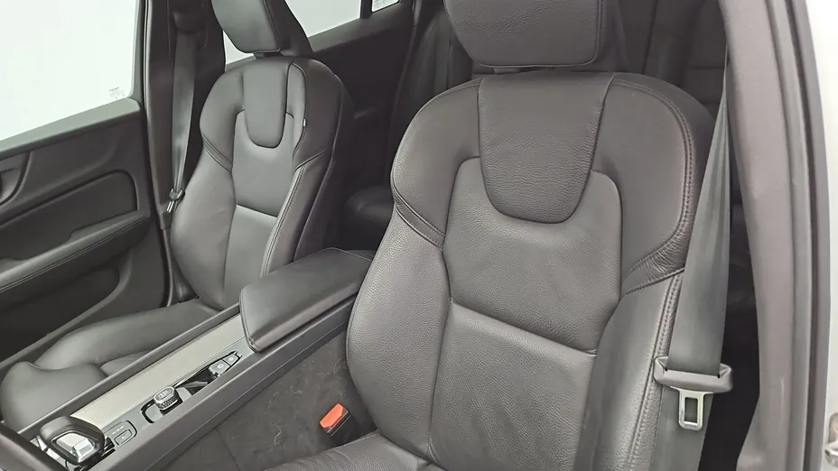 VOLVO V60 -