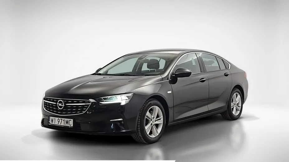 OPEL Insignia -