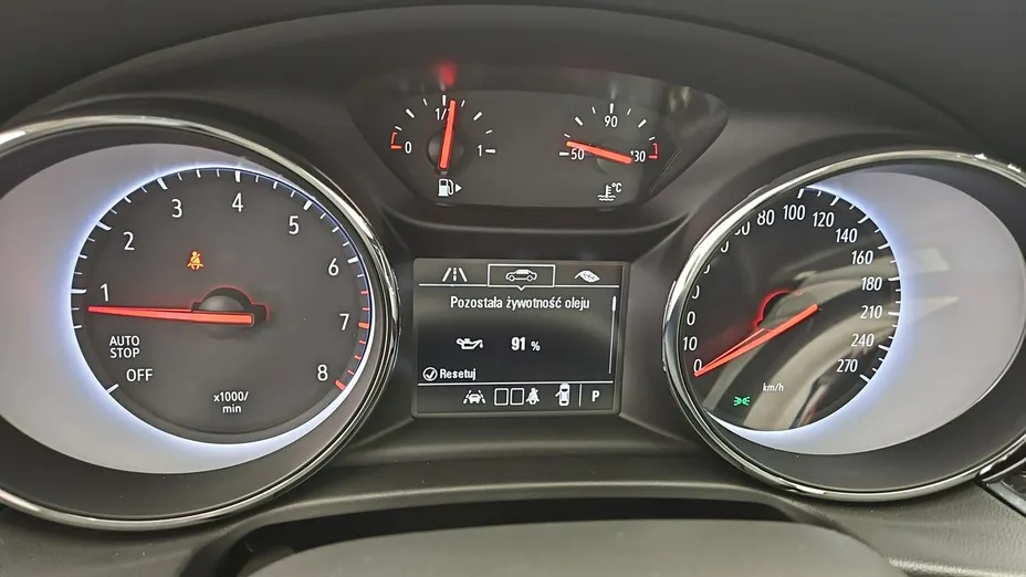 OPEL Insignia -