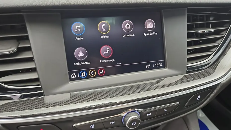 OPEL Insignia -