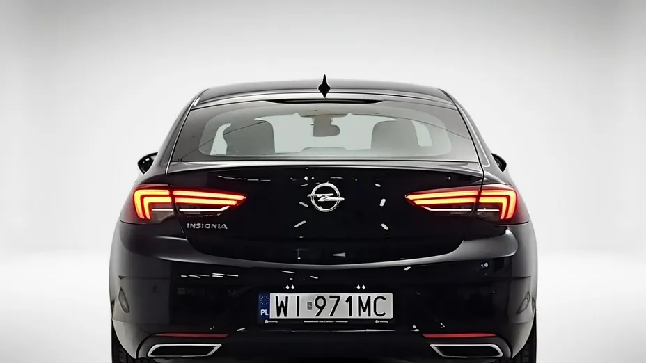OPEL Insignia -