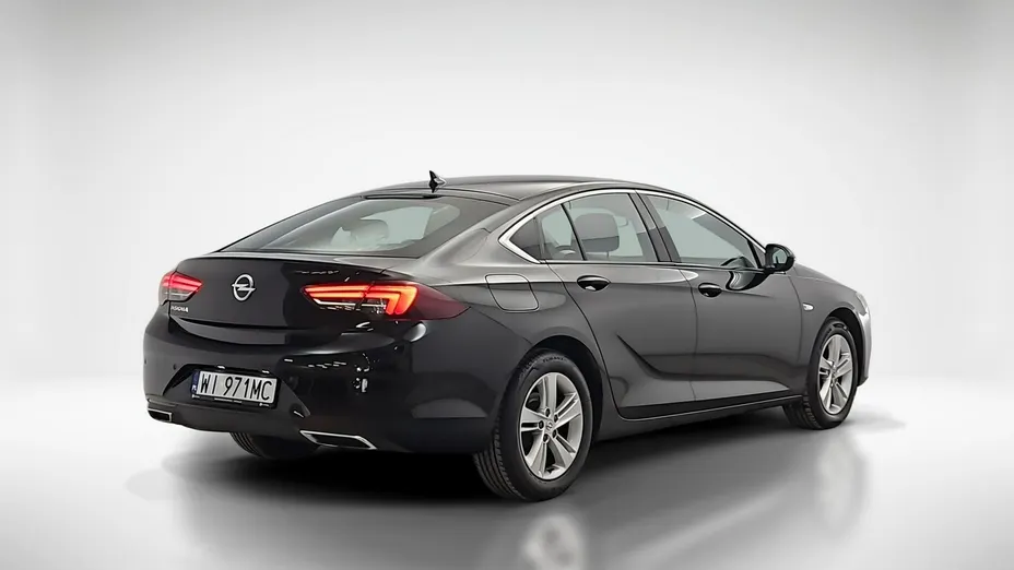 OPEL Insignia -