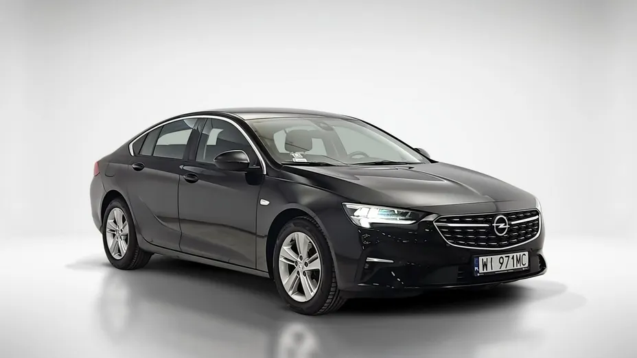 OPEL Insignia -