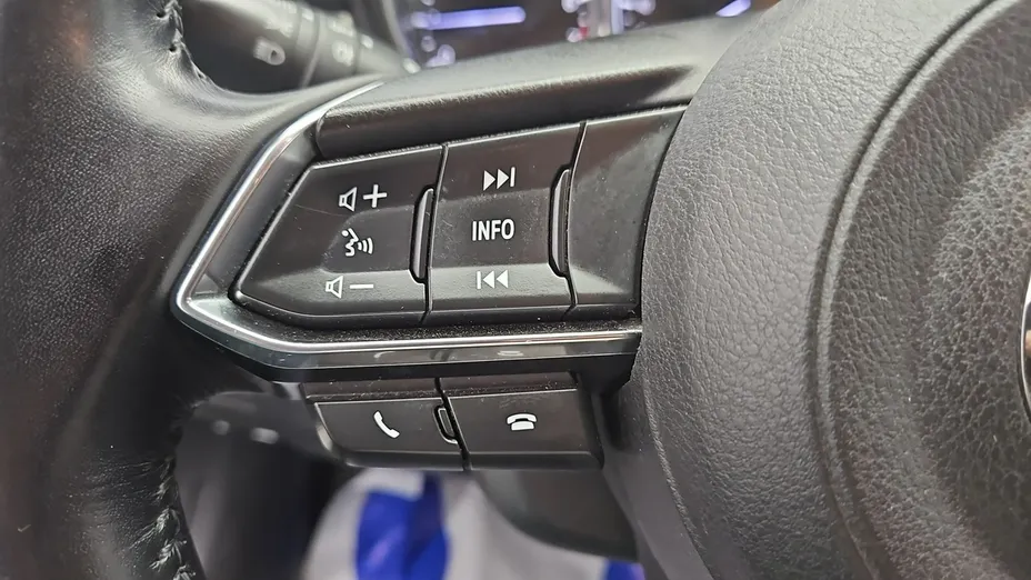 MAZDA 6 -