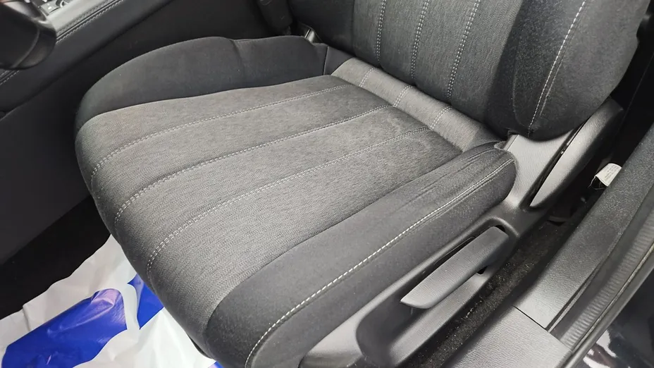 MAZDA 6 -