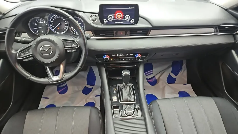 MAZDA 6 -