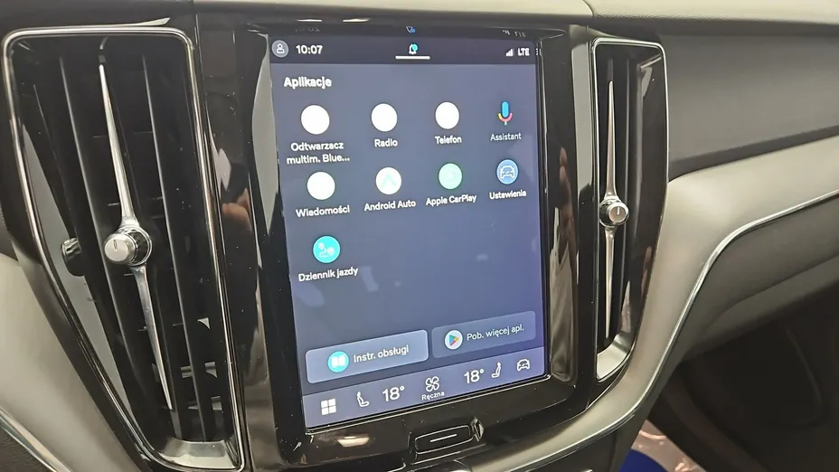 VOLVO XC60 -