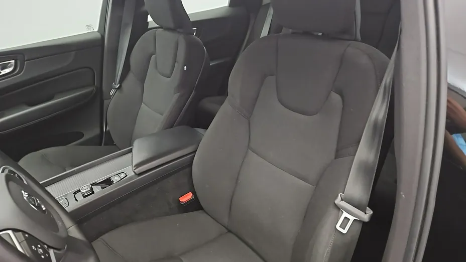 VOLVO XC60 -