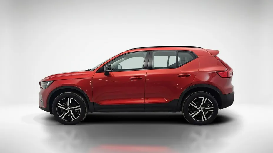 VOLVO XC40 -