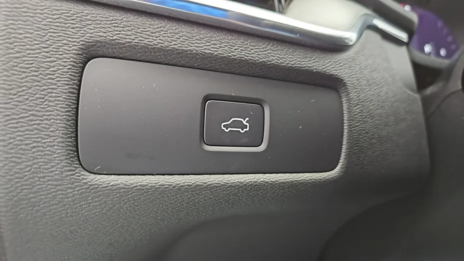VOLVO XC60 -