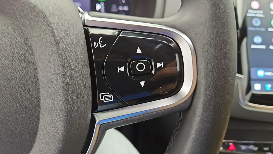 VOLVO XC90 -