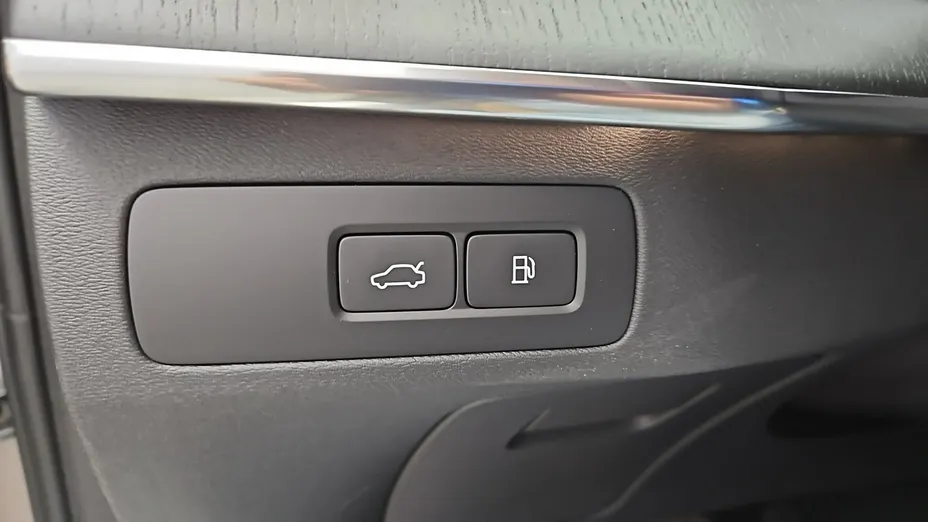 VOLVO XC90 -