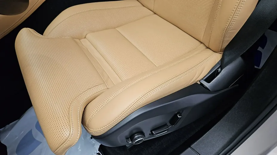 VOLVO XC90 -