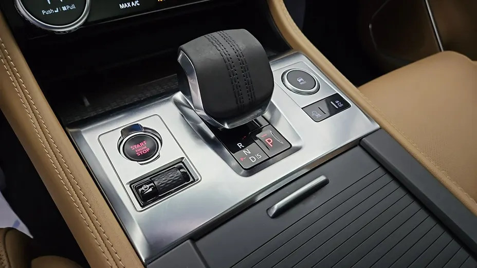 JAGUAR F-Pace -