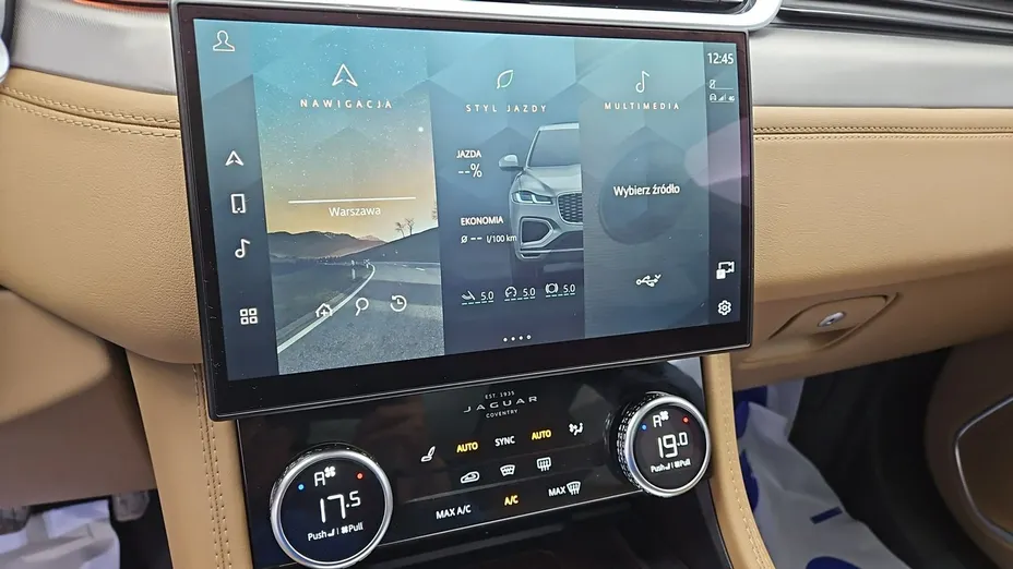 JAGUAR F-Pace -