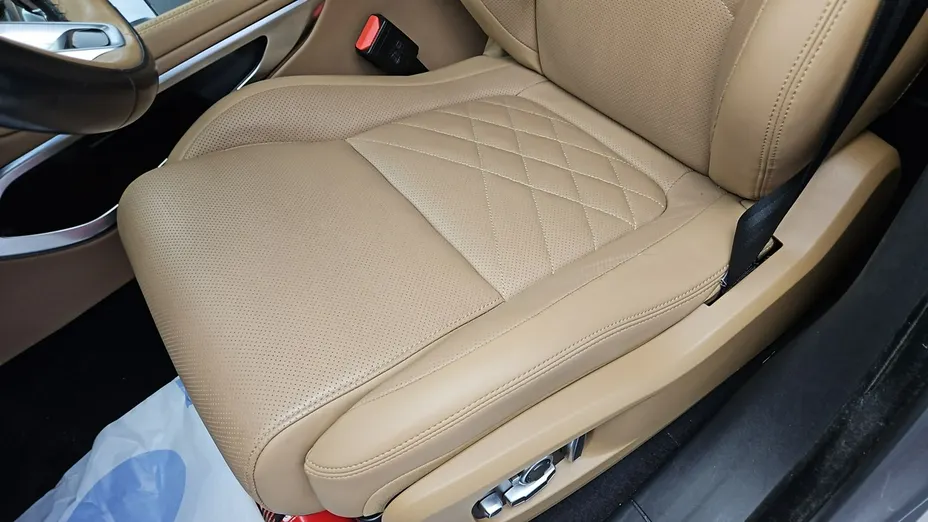 JAGUAR F-Pace -