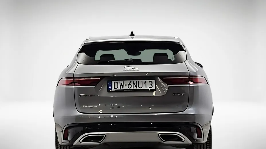 JAGUAR F-Pace -
