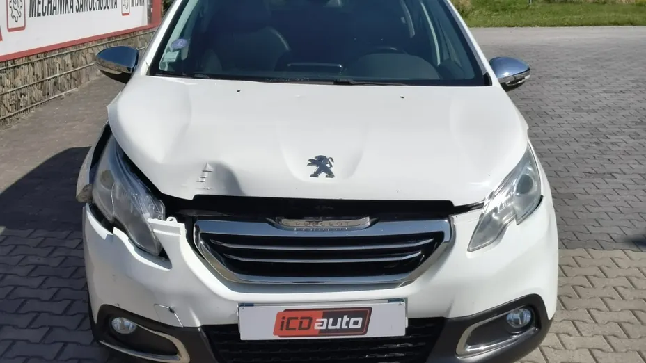 PEUGEOT 2008 -