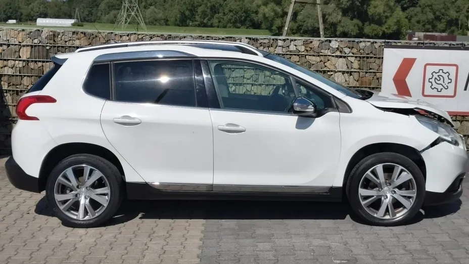 PEUGEOT 2008 -