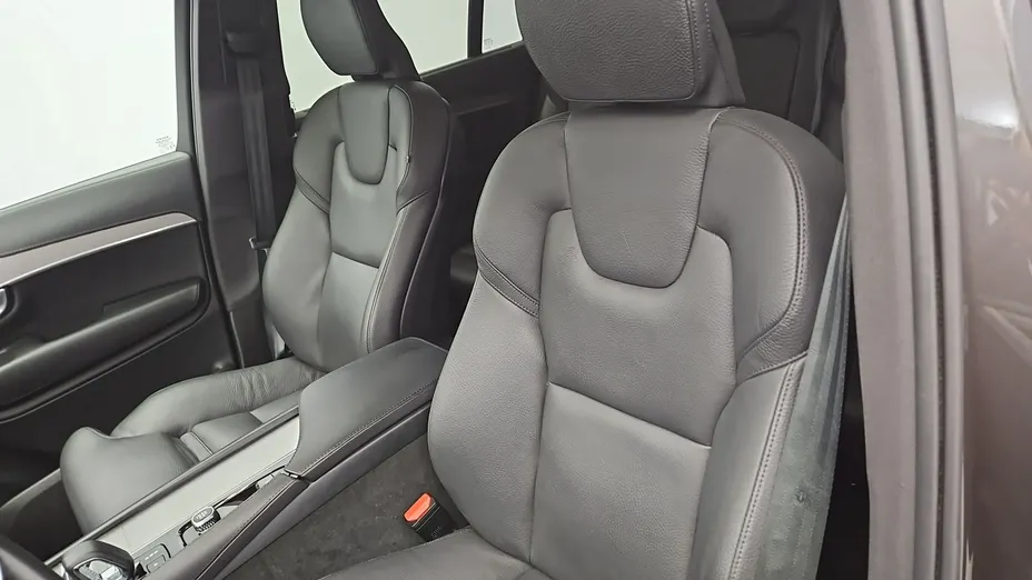 VOLVO XC90 -