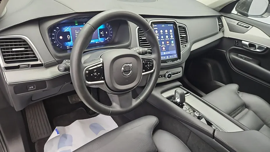 VOLVO XC90 -