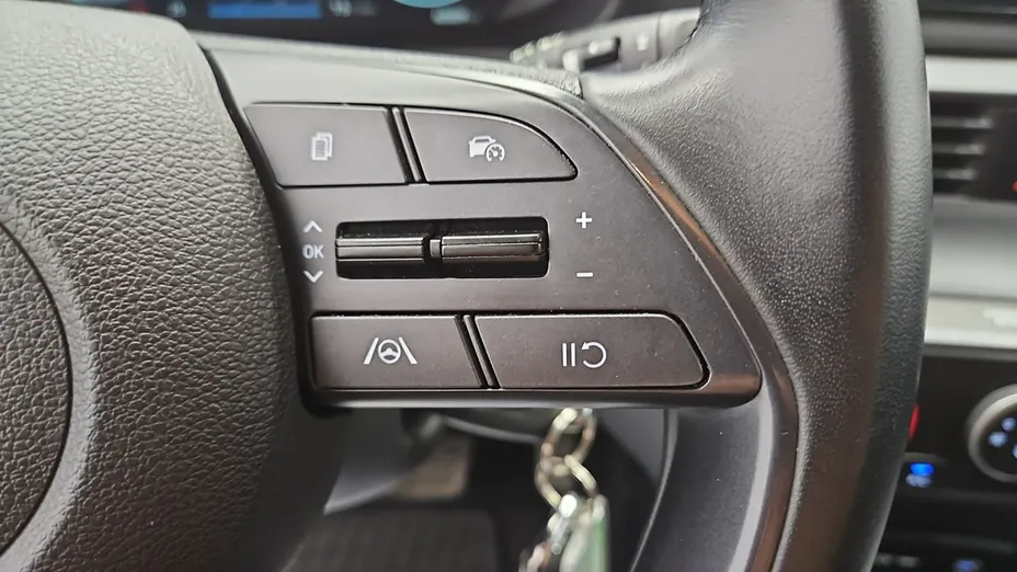 HYUNDAI i20 -